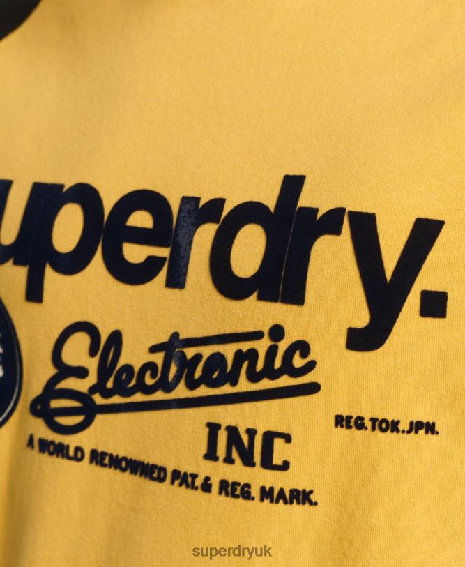 Core Logo Graphic Raglan T-Shirt Men Yellow Clothing Superdry 66N8N4860