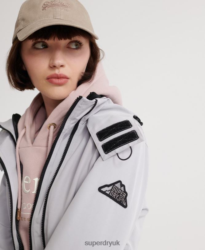 Ottoman Technical SD-Windcheater Women Cream Clothing Superdry 66N8N5704