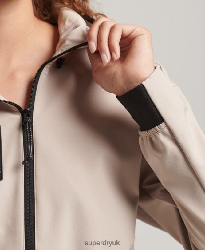 Tech Crop Softshell Jacket Women Beige Clothing Superdry 66N8N5521