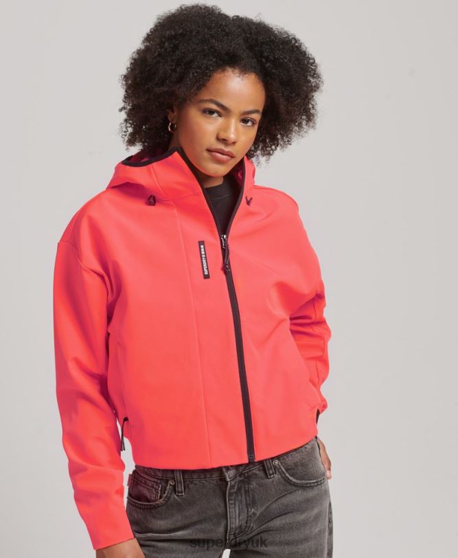 Tech Crop Softshell Jacket Women Coral Clothing Superdry 66N8N5499